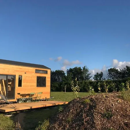 Vakantiehuis Tiny House Galinette, Au Coeur D'une Ferme